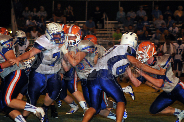 10-10 SA vs. FCHS 013.JPG - SCRIVENER D300